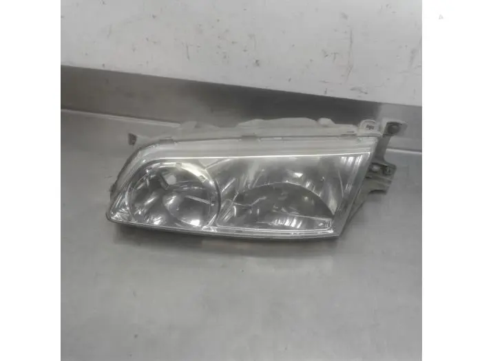 Headlight, left Hyundai H200