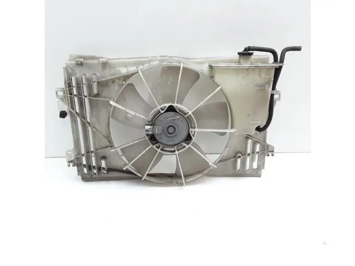 Cooling fans Toyota Corolla Verso