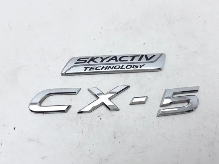 Emblem Mazda CX-5