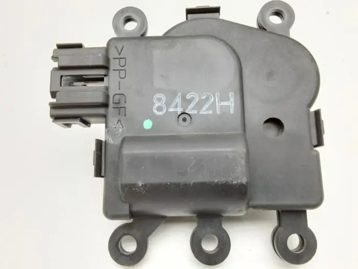 Heater valve motor Mazda 6.