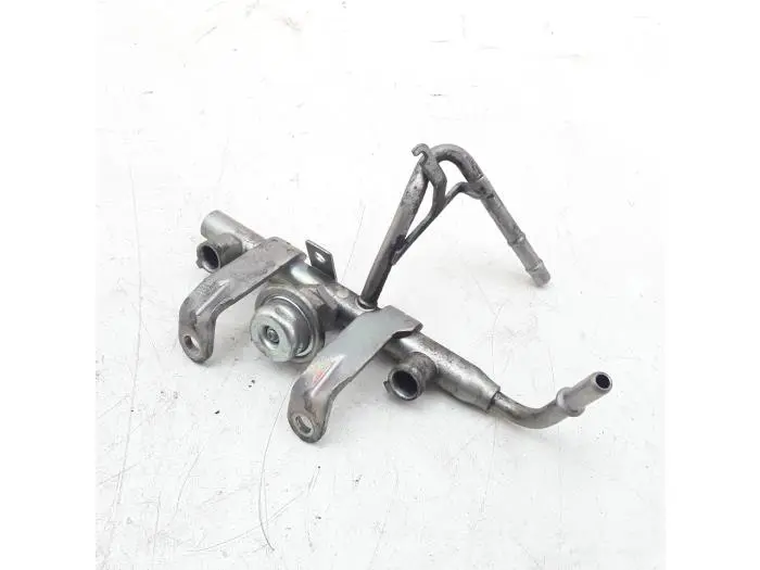 Fuel injector nozzle Toyota GT 86