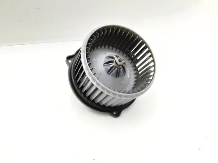 Heating and ventilation fan motor Toyota Corolla Verso