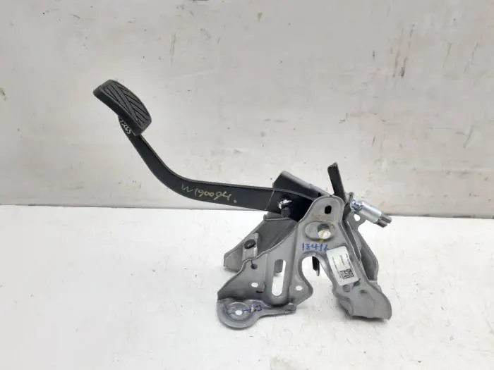 Clutch pedal Suzuki Baleno