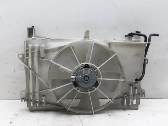 Cooling fans Toyota Corolla