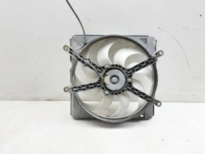 Cooling fans Toyota Avensis