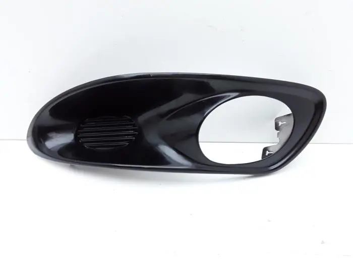 Fog light cover plate, right Nissan Maxima