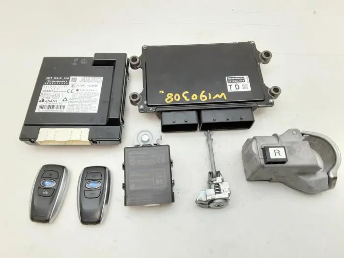 Ignition lock + computer Subaru XV