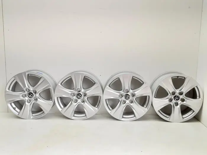 Set of sports wheels Toyota Rav-4