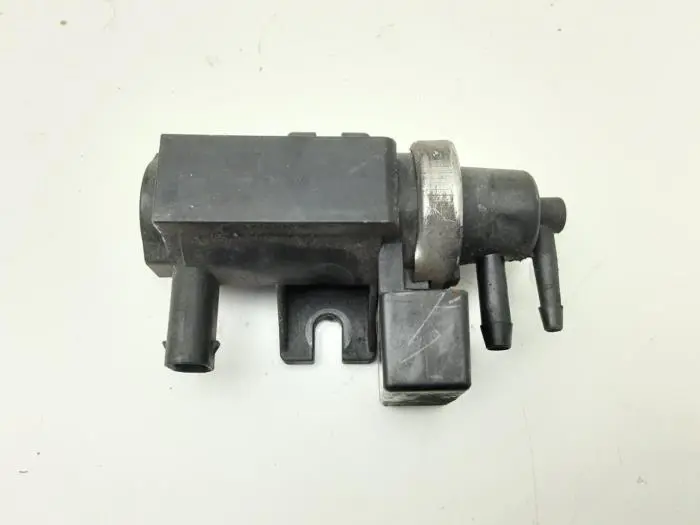 Vacuum valve Mitsubishi Colt