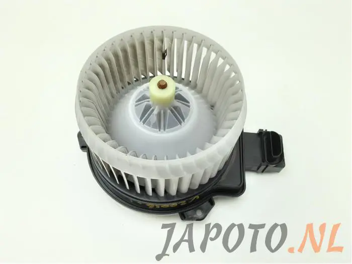 Heating and ventilation fan motor Suzuki Vitara