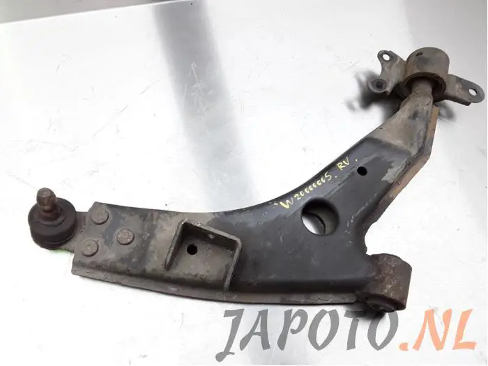 Front lower wishbone, right Chevrolet Epica
