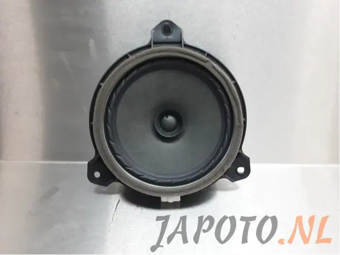 Speaker Toyota IQ