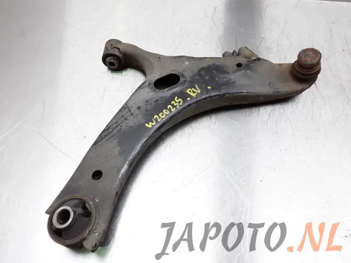 Front lower wishbone, right Subaru Forester