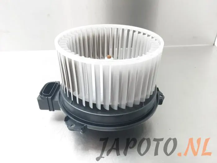 Heating and ventilation fan motor Subaru XV
