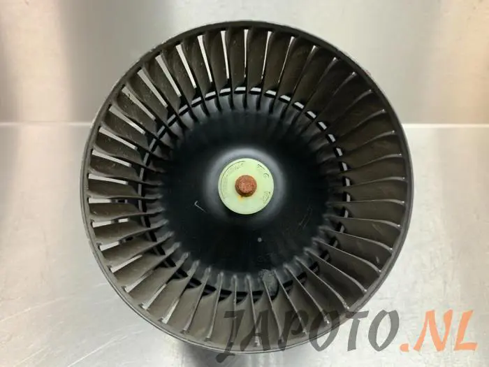 Heating and ventilation fan motor Toyota IQ