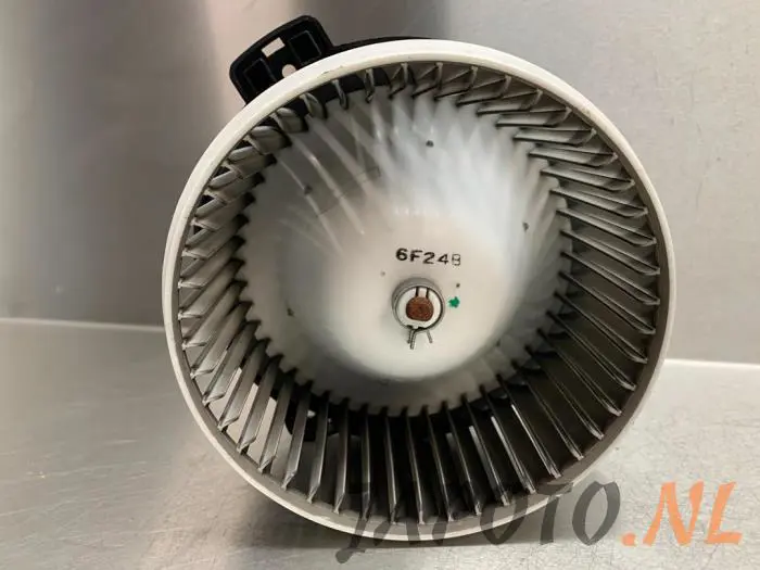 Heating and ventilation fan motor Chevrolet Captiva