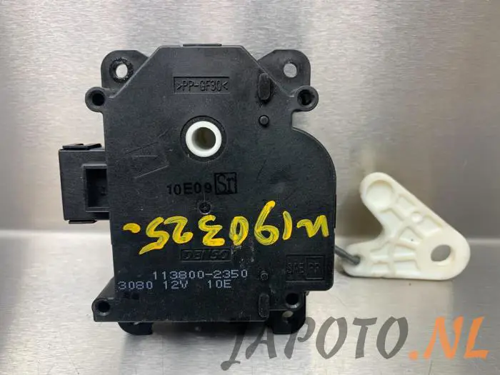 Heater valve motor Mazda RX-8