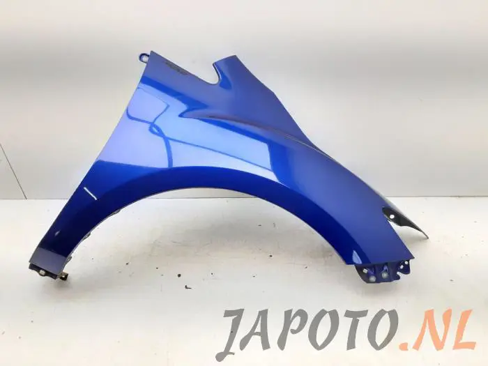 Front wing, right Mazda CX-7