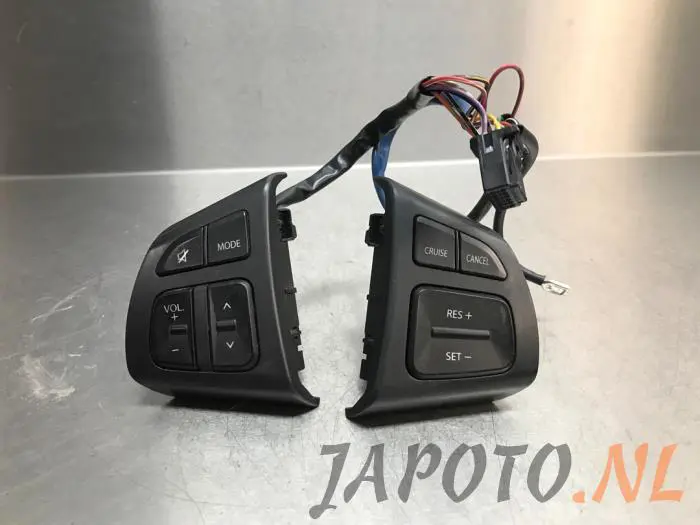 Steering wheel mounted radio control Suzuki Swift