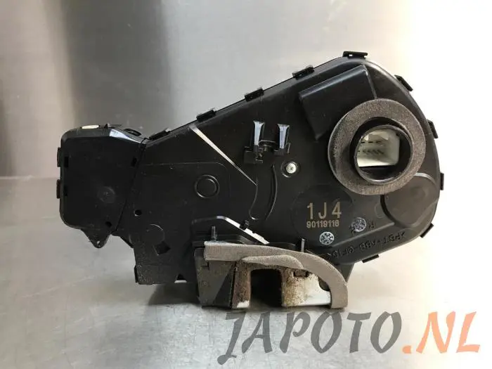 Tailgate lock mechanism Toyota Rav-4