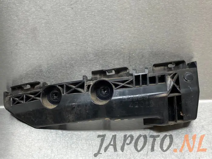 Rear bumper bracket, left Toyota Rav-4