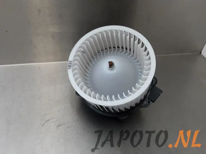 Heating and ventilation fan motor Kia Niro