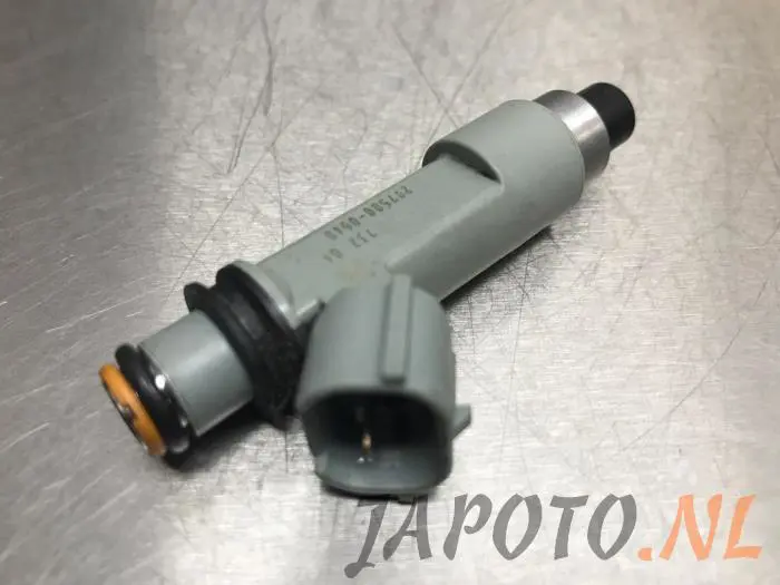 Injector (petrol injection) Suzuki Swift