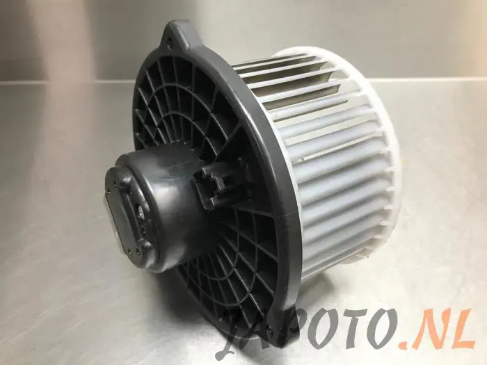 Heating and ventilation fan motor Mazda 2.