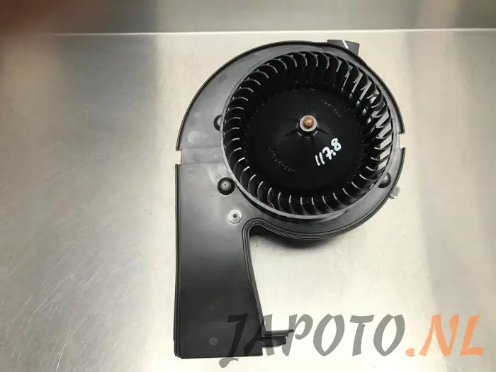Heating and ventilation fan motor Toyota C-HR