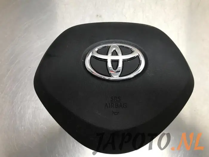 Left airbag (steering wheel) Toyota C-HR