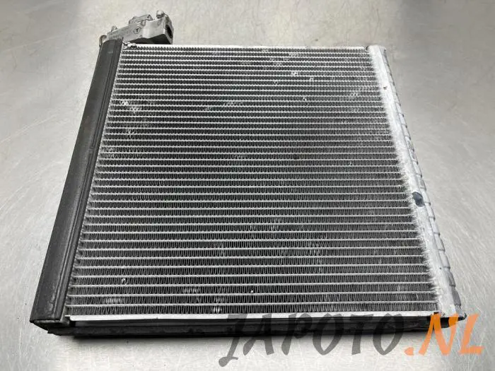 Air conditioning vaporiser Lexus RX 400H