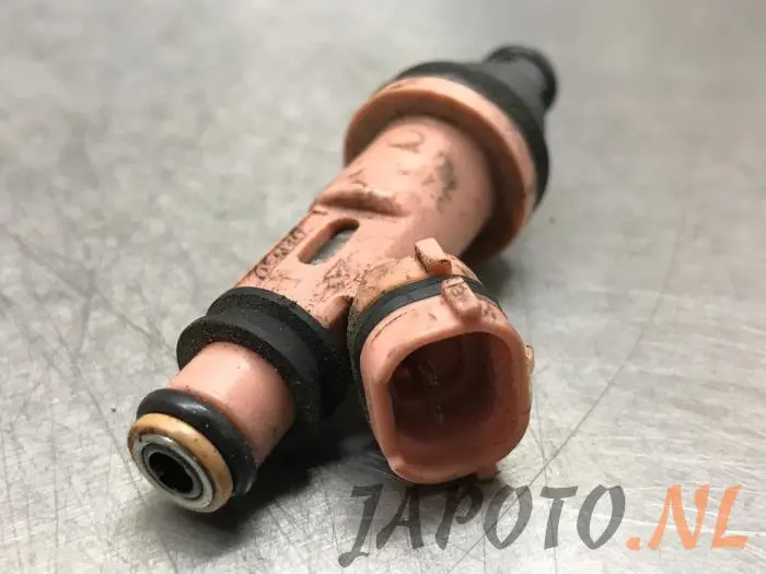 Injector (petrol injection) Lexus GS 450H