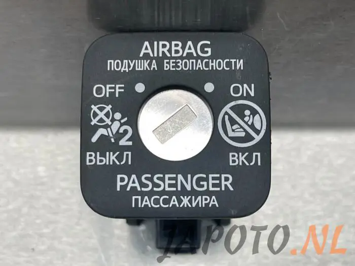Airbag lock Toyota Landcruiser