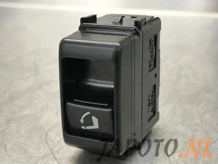 Electric seat switch Nissan Murano