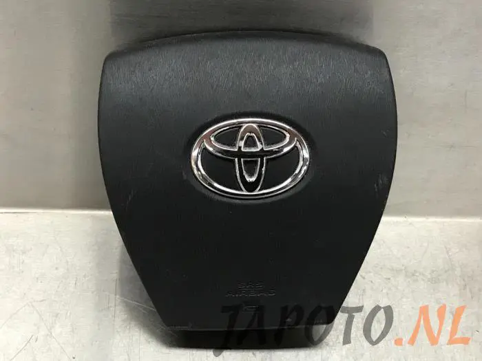 Left airbag (steering wheel) Toyota Prius