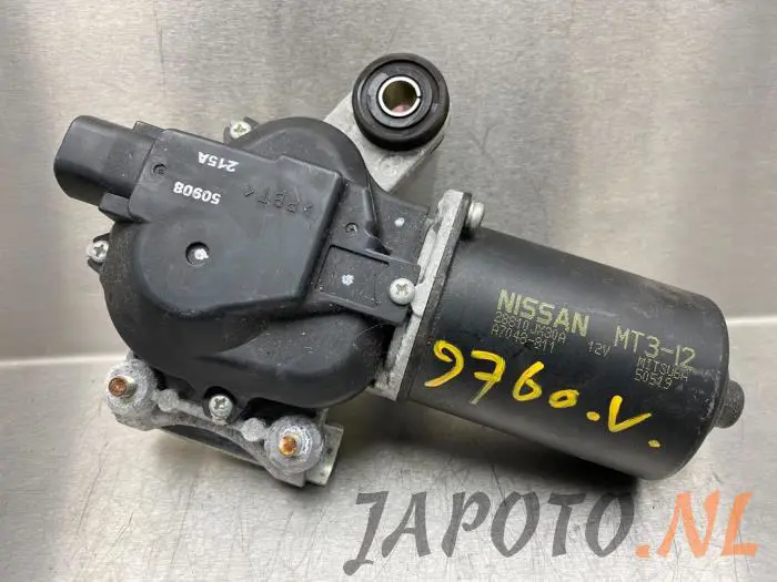 Front wiper motor Nissan NV200