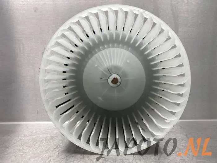 Heating and ventilation fan motor Nissan NV200