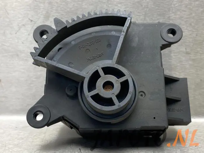 Heater valve motor Nissan NV200