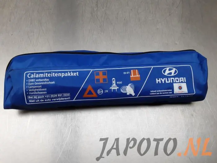 First aid kit Hyundai IX20