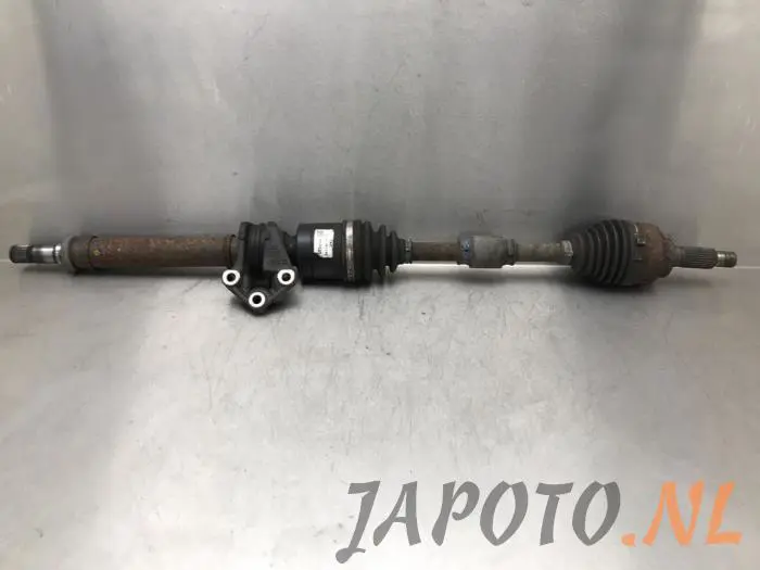 Front drive shaft, right Mazda 3.