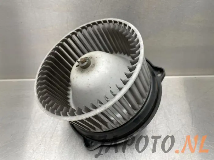 Heating and ventilation fan motor Toyota Corolla