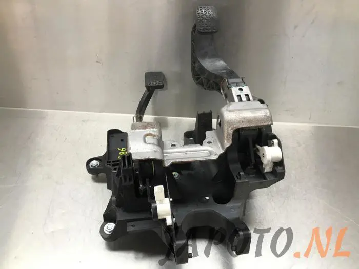 Set of pedals Chevrolet Aveo