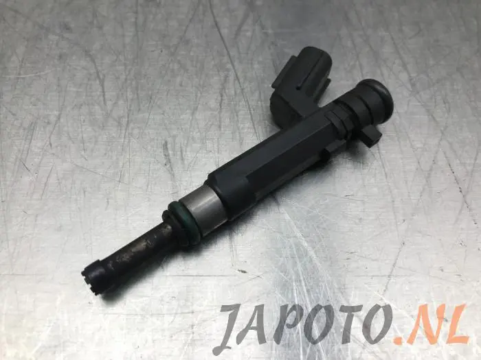 Injector (petrol injection) Nissan Juke