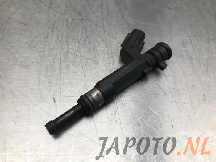 Injector (petrol injection) Nissan Juke