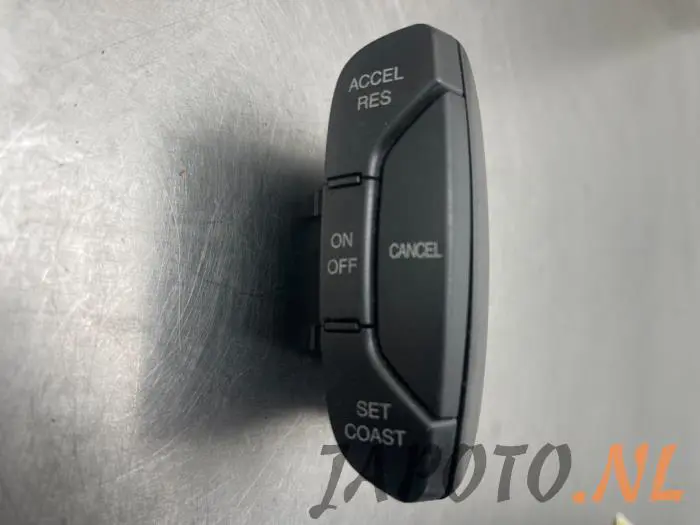 Cruise control switch Chevrolet Epica