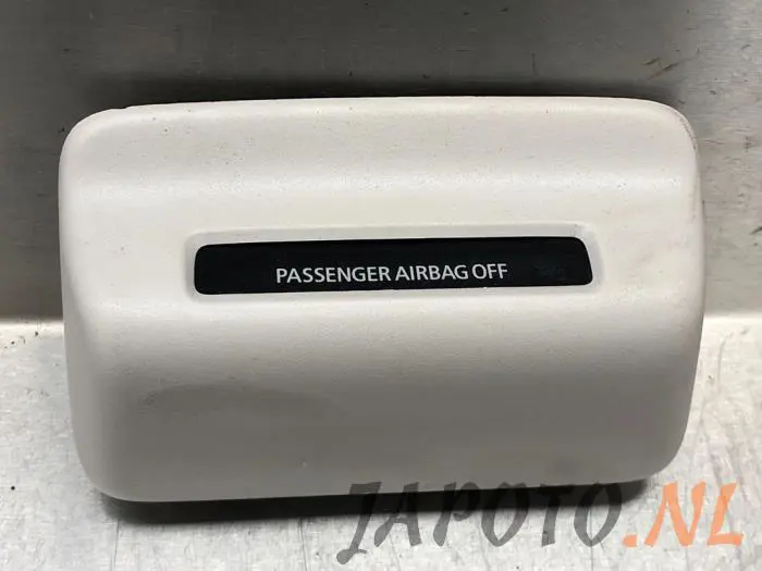 Airbag indicator light Mitsubishi Space Star