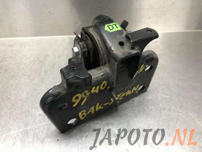 Gearbox mount Toyota Verso