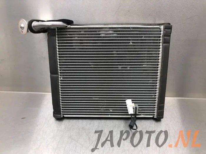 Air conditioning vaporiser Toyota Rav-4