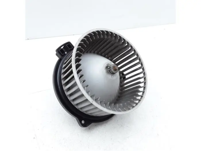 Heating and ventilation fan motor Daihatsu Gran Move