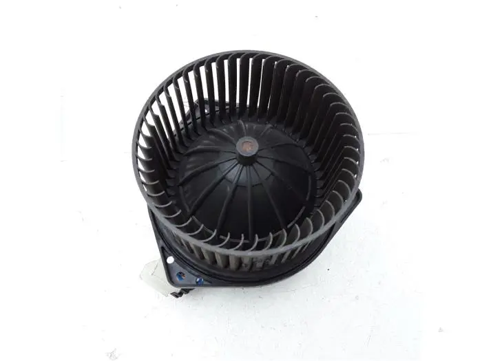 Heating and ventilation fan motor Nissan Vanette